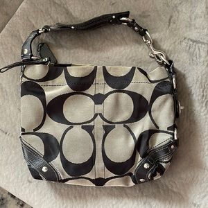 Used authentic Coach shoulder bag black and grey